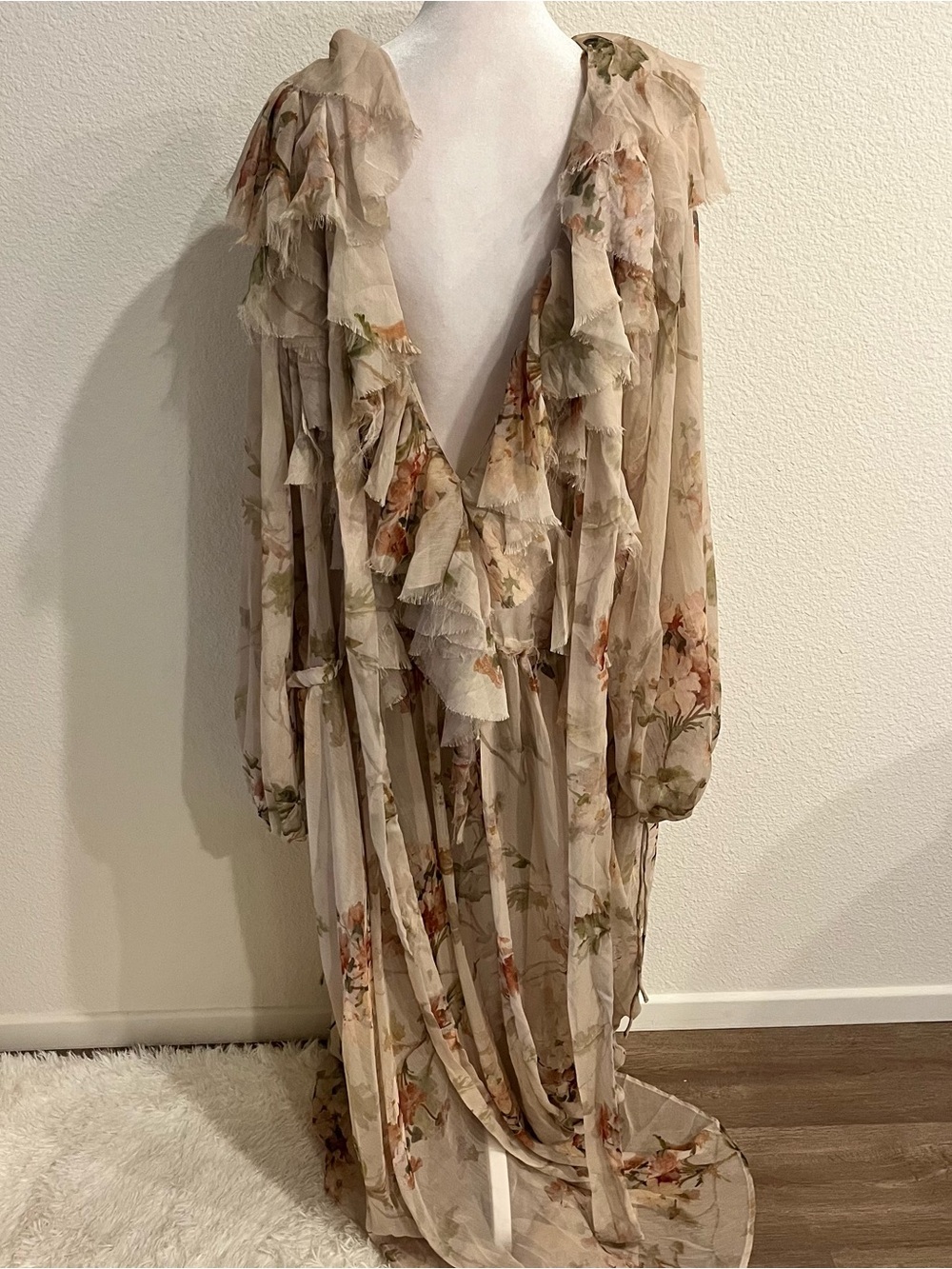 ASOS EDITION Curve chiffon raw edge ruffle maxi dress size 14 - Picture 3 of 4